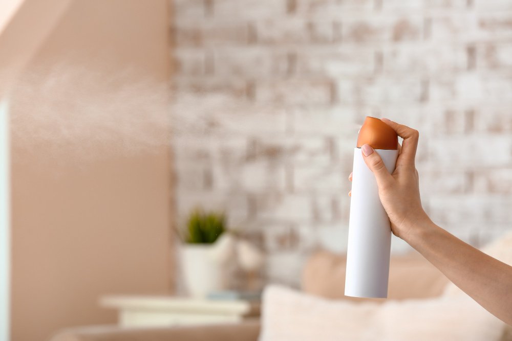 Faça Sprays Caseiros para Deixar Sua Casa Sempre Cheirosa