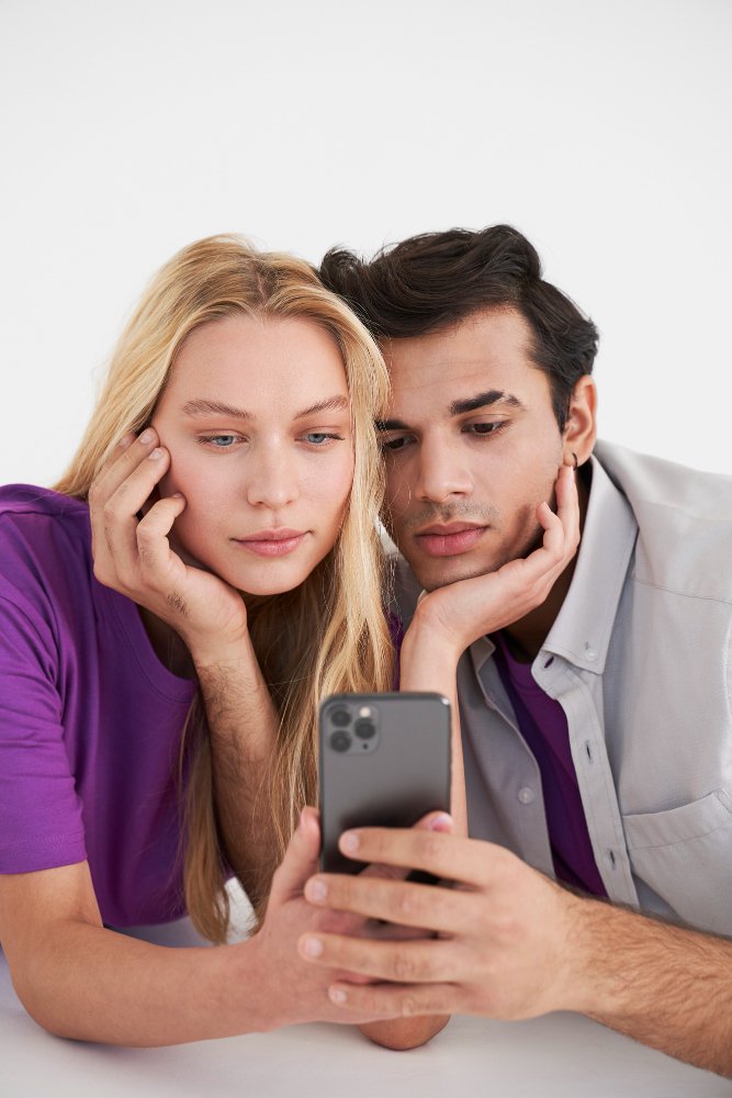 hábitos de mídia social, comunicação de casal